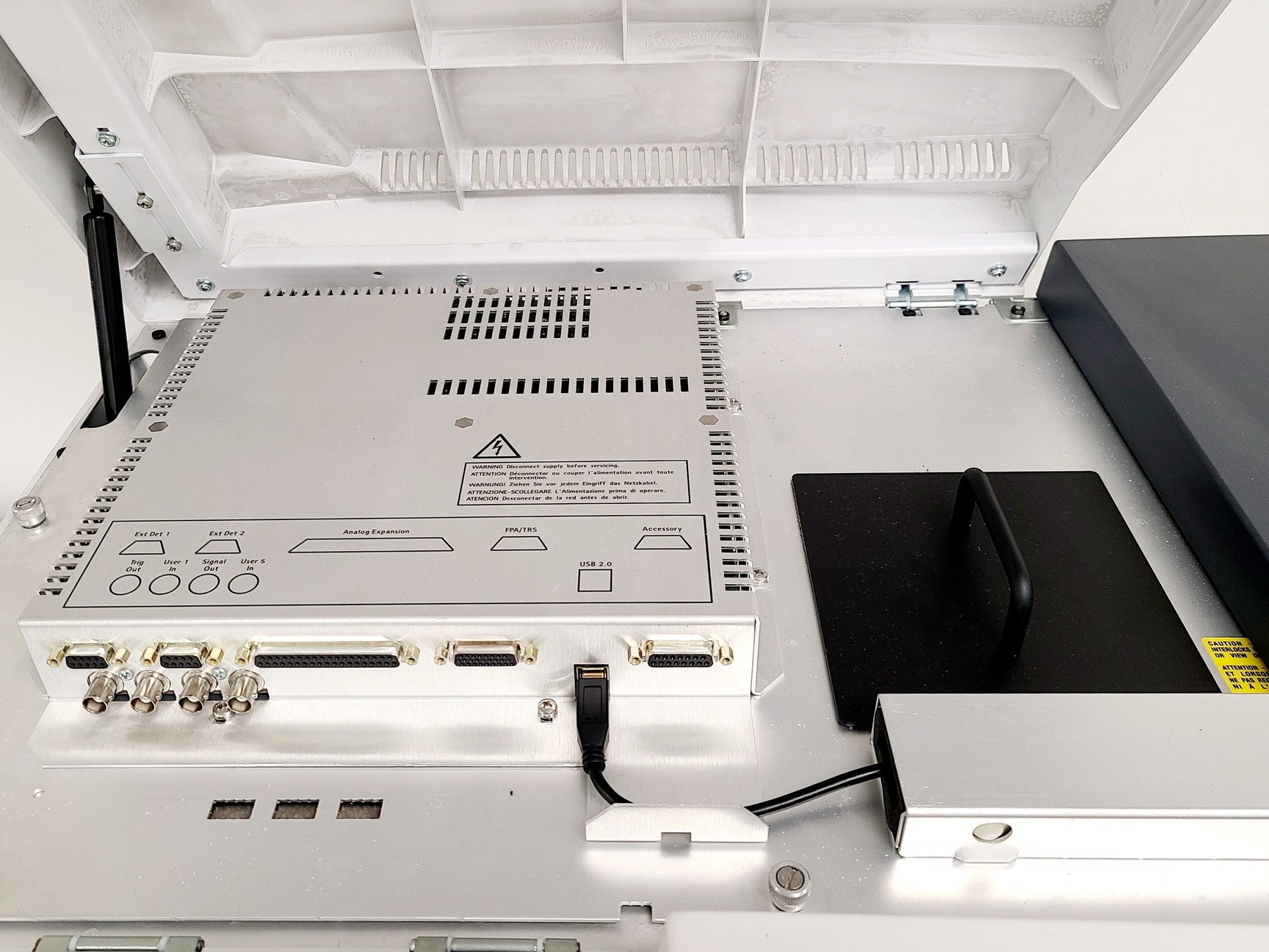 Image of Agilent Technologies Cary 660 FTIR Spectrometer w/ PC Lab