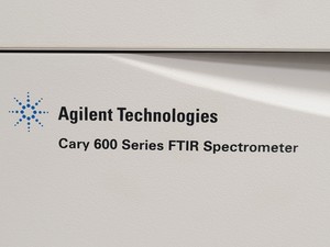 Thumbnail image of Agilent Technologies Cary 660 FTIR Spectrometer w/ PC Lab