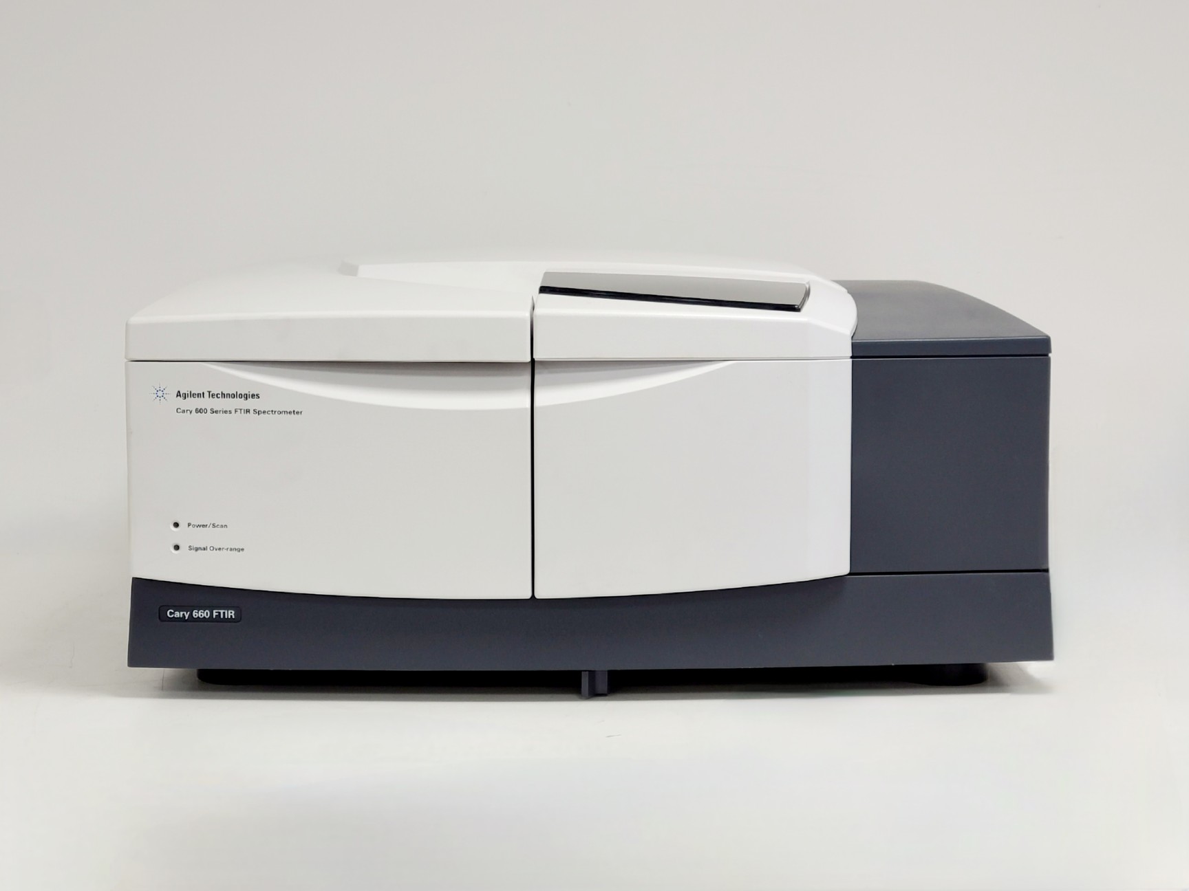 Image of Agilent Technologies Cary 660 FTIR Spectrometer w/ PC Lab