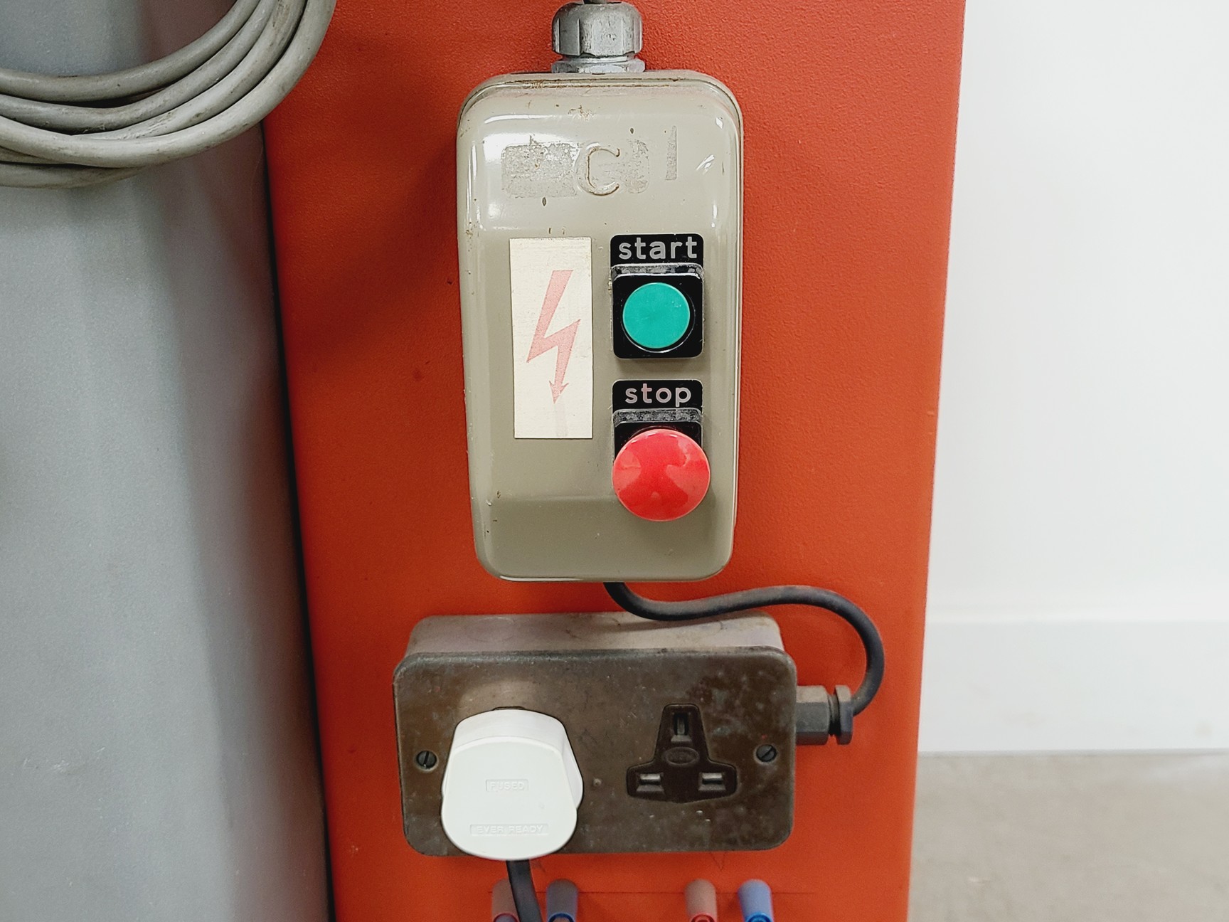 Image of TecQuipment Model H1 Hydraulic Bench