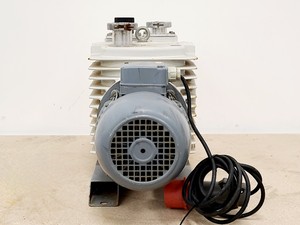 Thumbnail image of Leybold-Heraeus D30A Trivac Rotary Vane Vacuum Pump