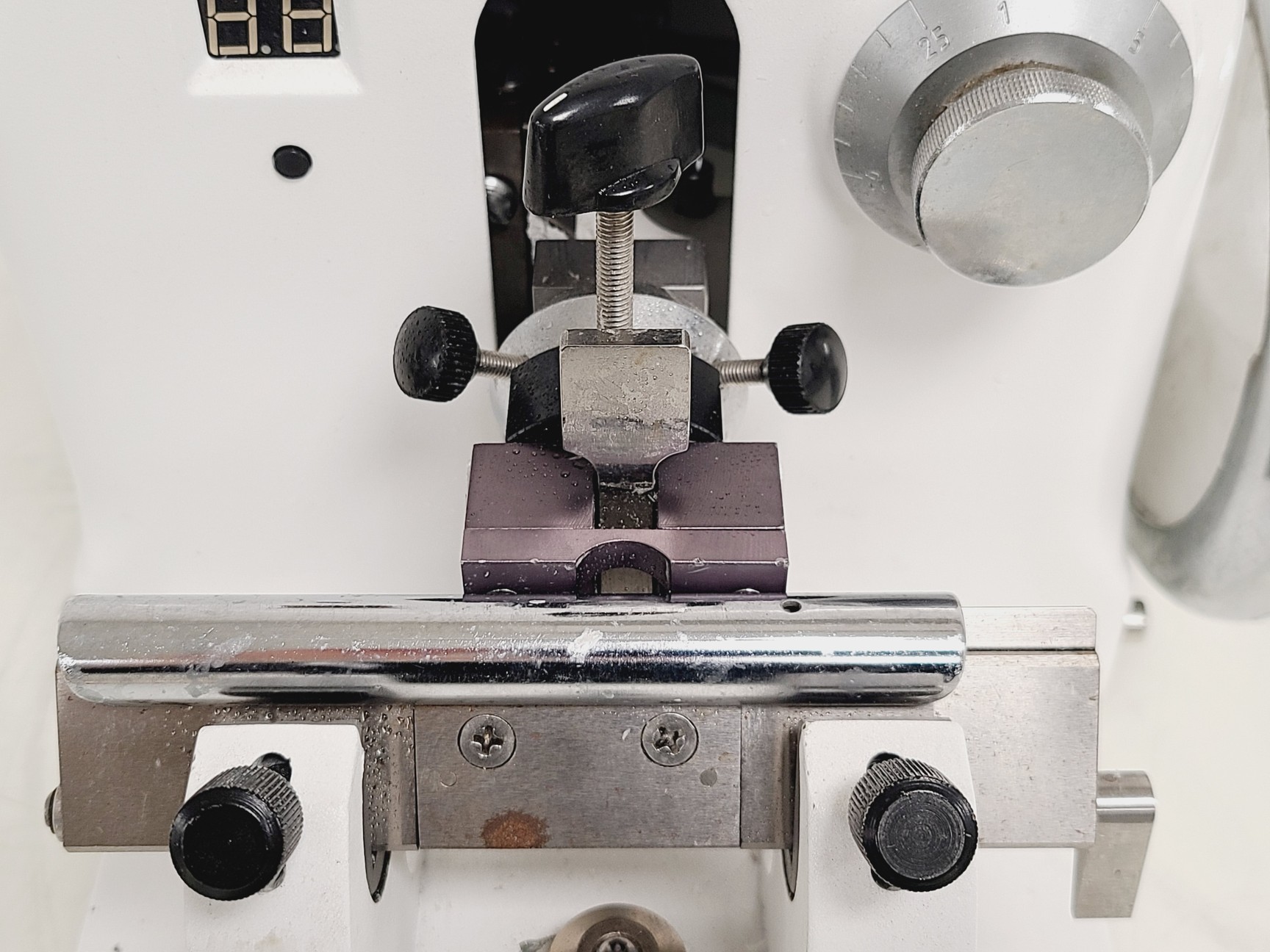 Image of Brunel YDM Rotary Microtome