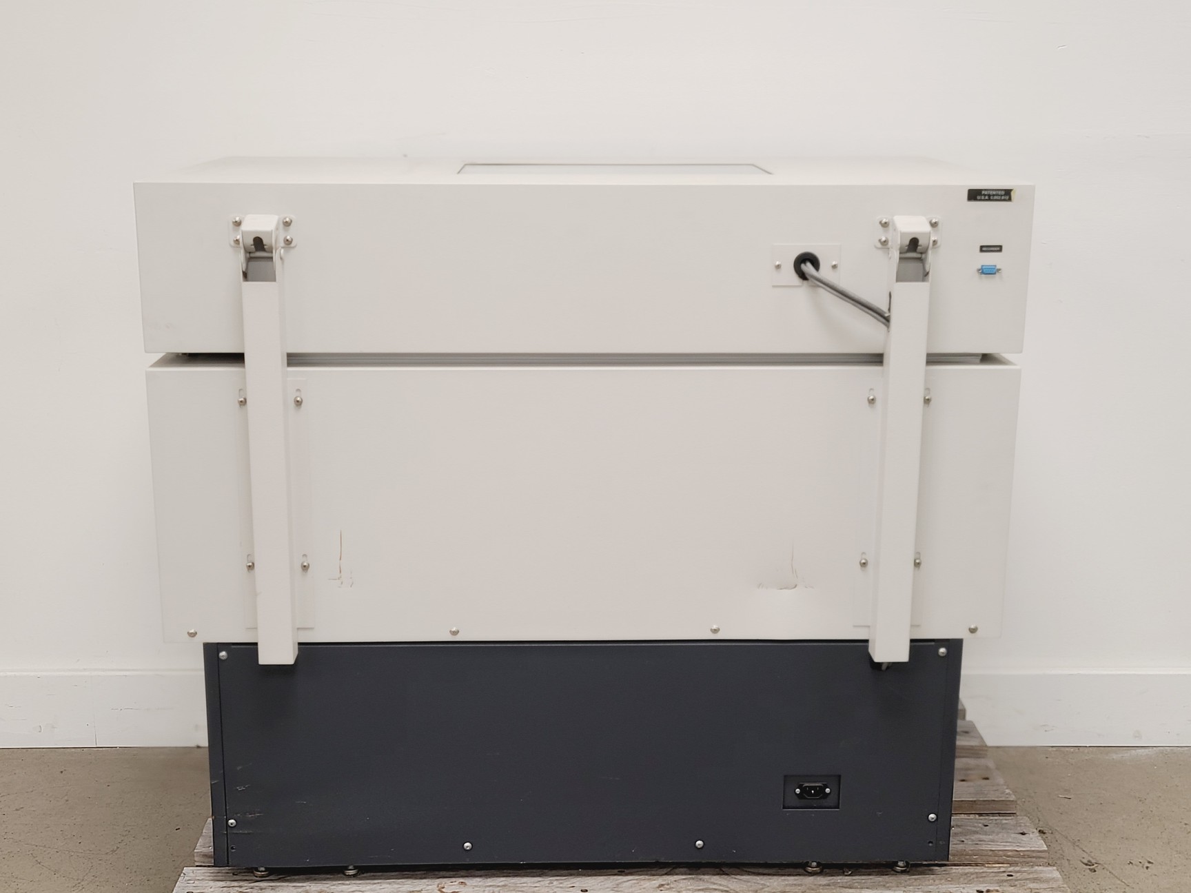 Image of New Brunswick Scientific Innova 4300 Shaking Incubator Lab