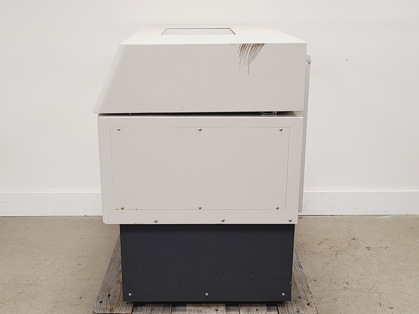 Image of New Brunswick Scientific Innova 4300 Shaking Incubator Lab