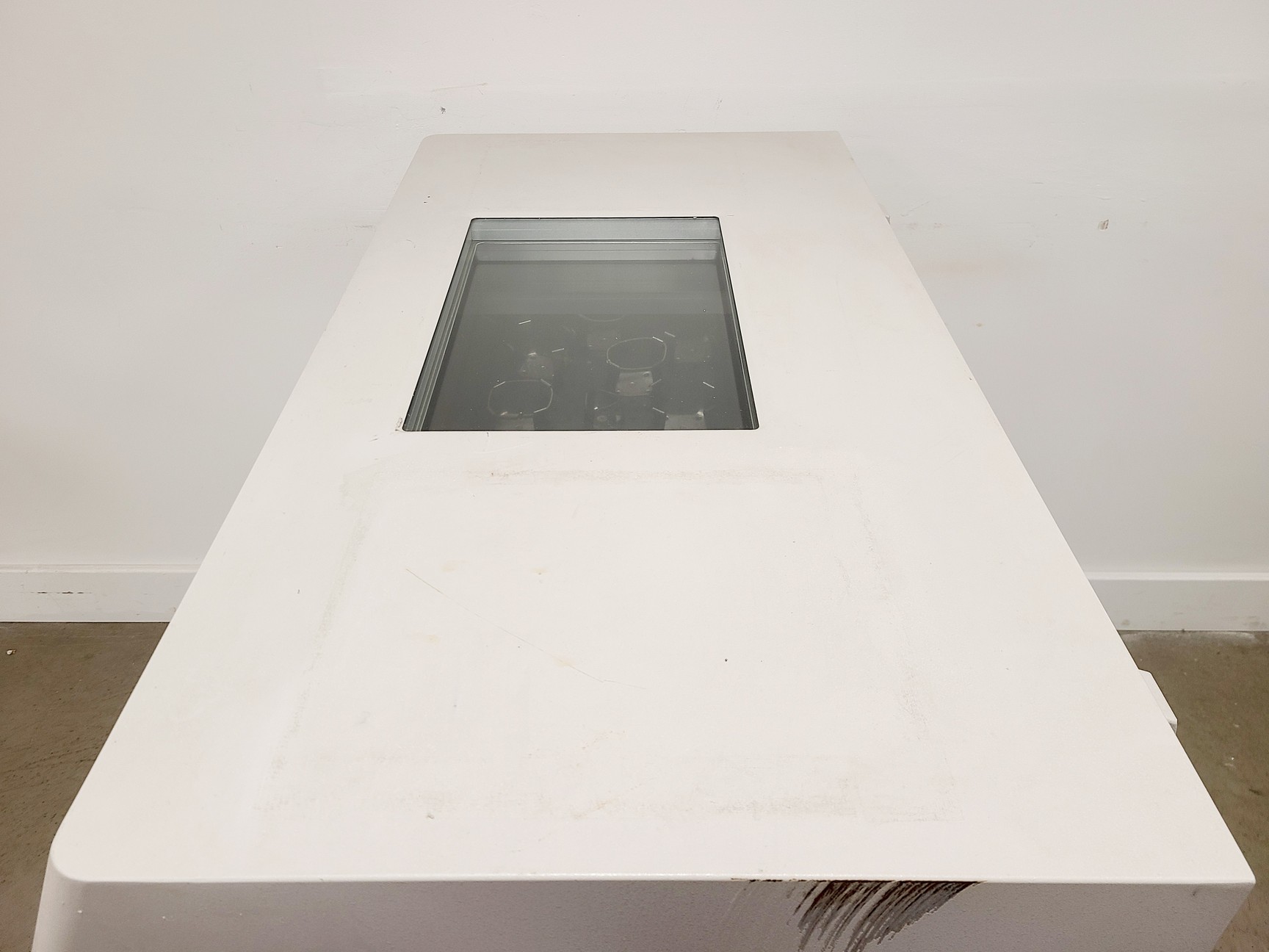 Image of New Brunswick Scientific Innova 4300 Shaking Incubator Lab