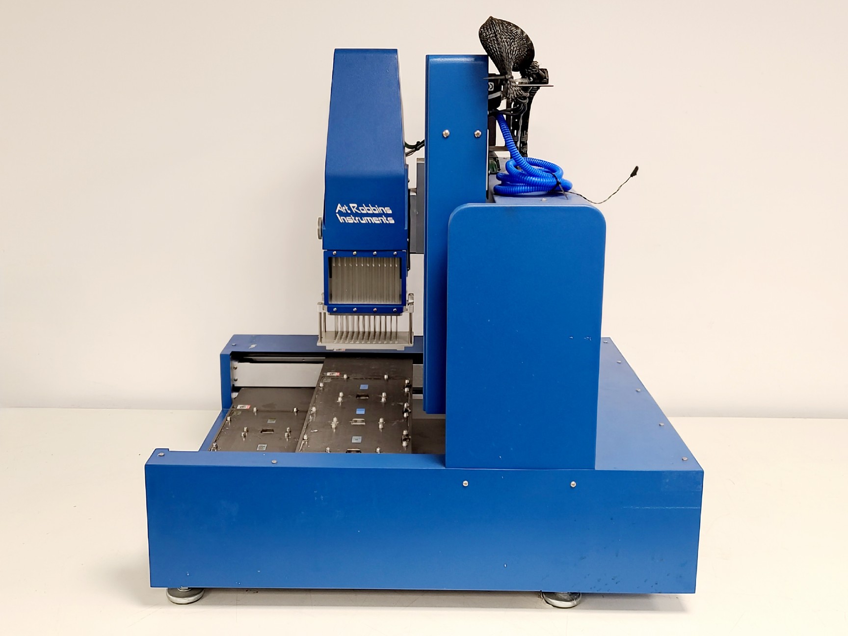 Image of Art Robbins Instruments ARI Phoenix Crystallization Dispenser Liquid Handler