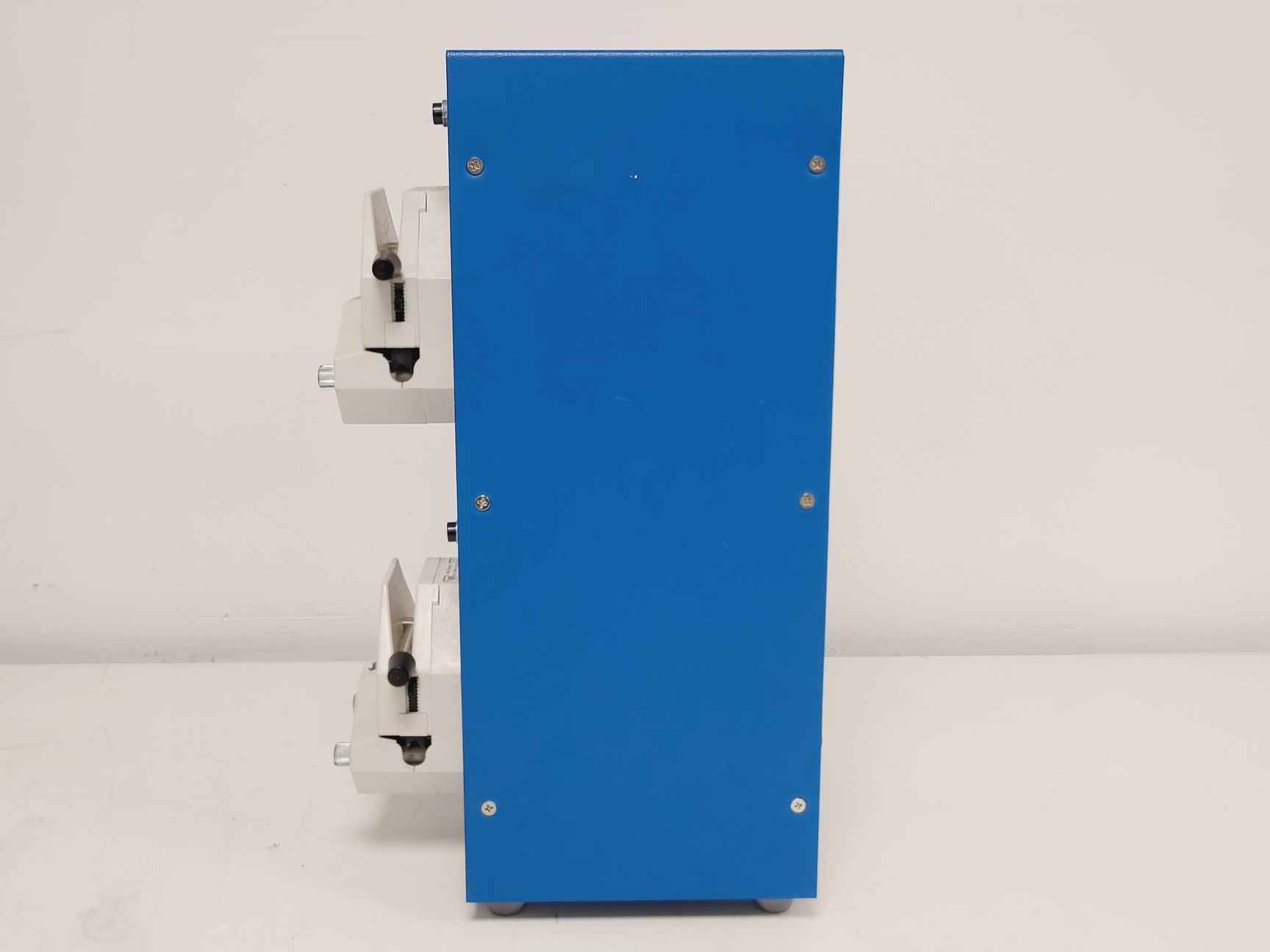 Image of Art Robbins Instruments ARI Phoenix Crystallization Dispenser Liquid Handler