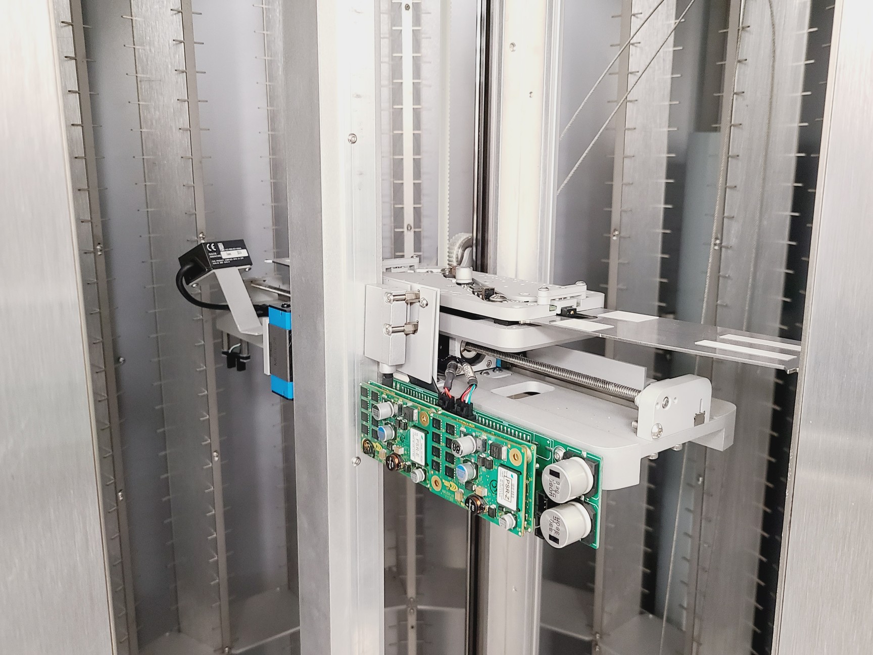 Image of Formulatrix R-1000 Rock Imager Protein Crystallization Imager Lab