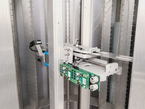 Thumbnail image of Formulatrix R-1000 Rock Imager Protein Crystallization Imager Lab