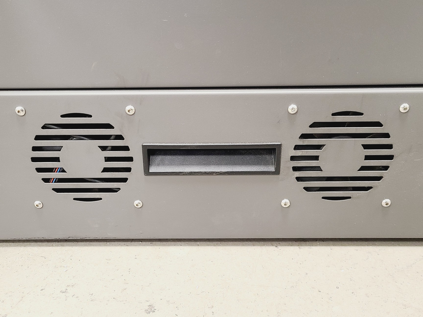 Image of Formulatrix R-1000 Rock Imager Protein Crystallization Imager Lab