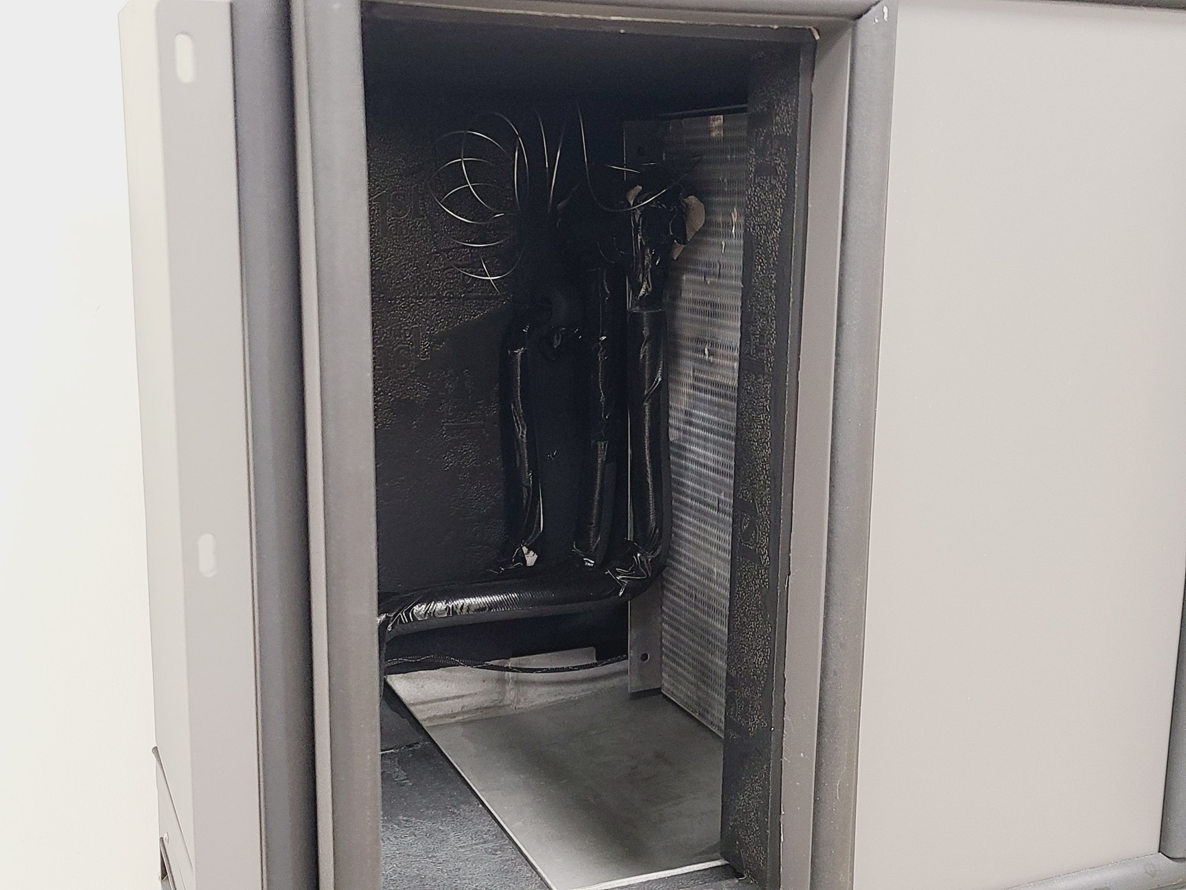 Image of Formulatrix Rock Imager 1000 with Double Stacked Cooling System Lab