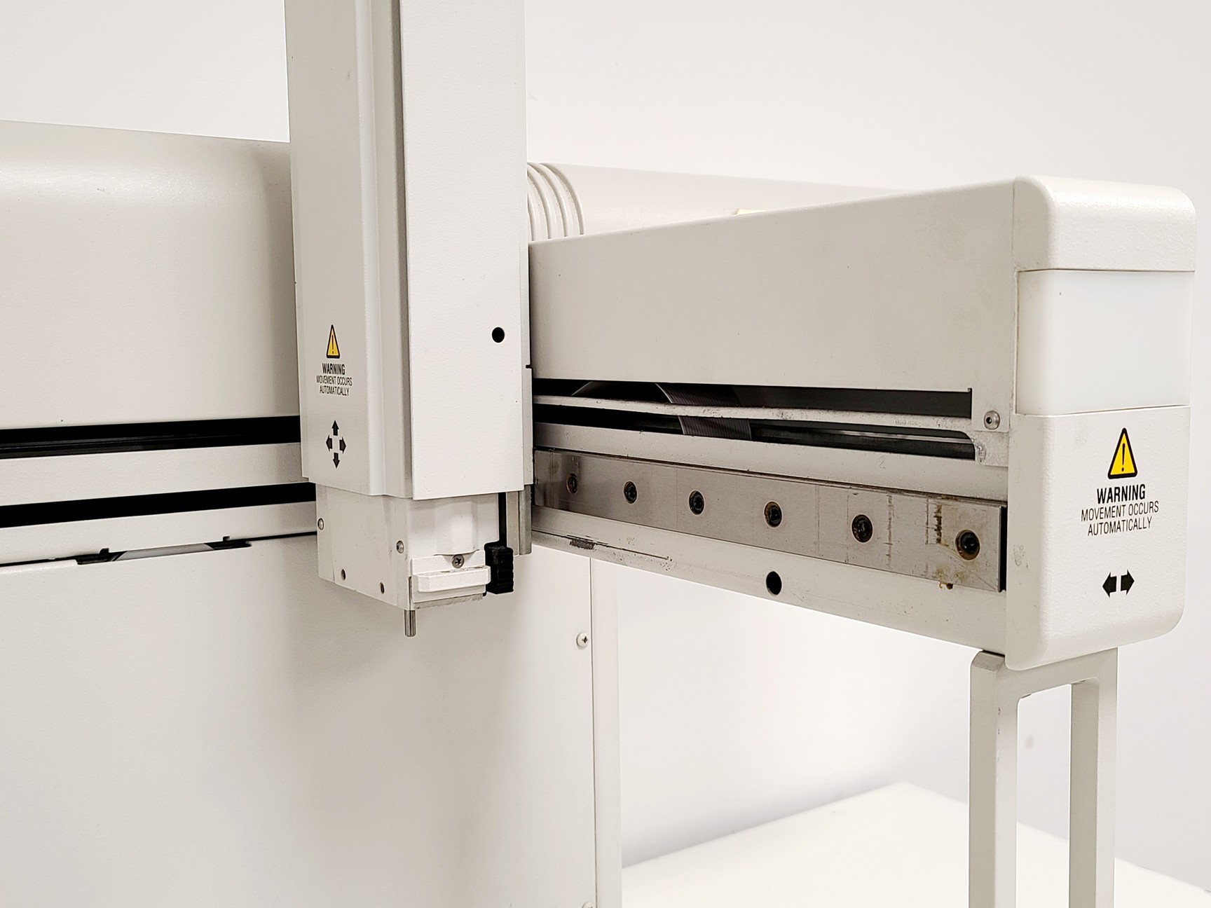 Image of Beckman Coulter Biomek 2000 Laboratory Automation Workstation Lab