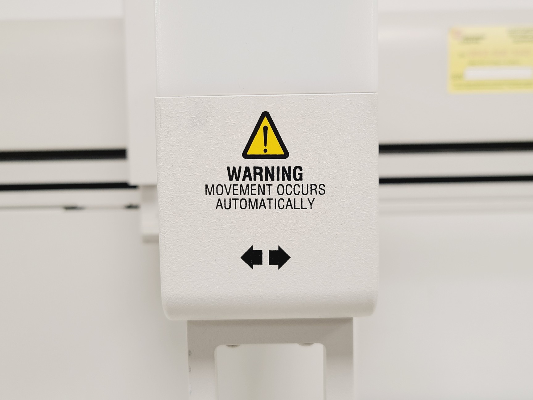 Image of Beckman Coulter Biomek 2000 Laboratory Automation Workstation Lab