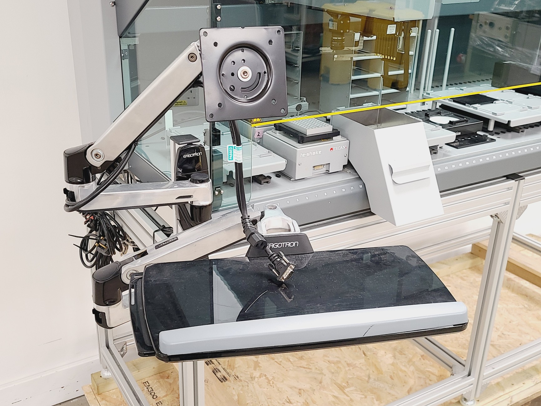 Image of Tecan Freedom Evo-2 200 Liquid Handler w/ Tips, Accessories and Software Lab