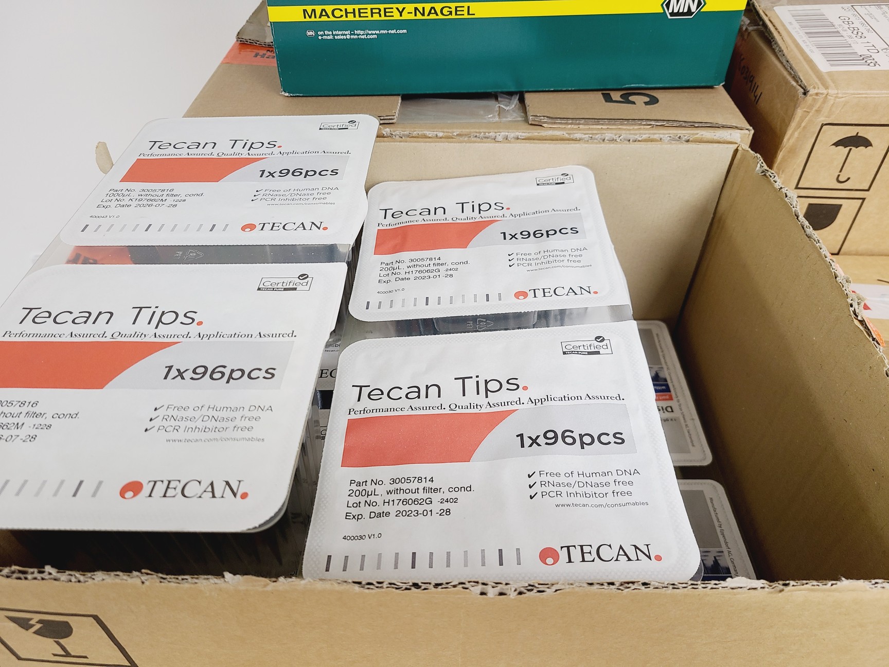 Image of Tecan Freedom Evo-2 200 Liquid Handler w/ Tips, Accessories and Software Lab