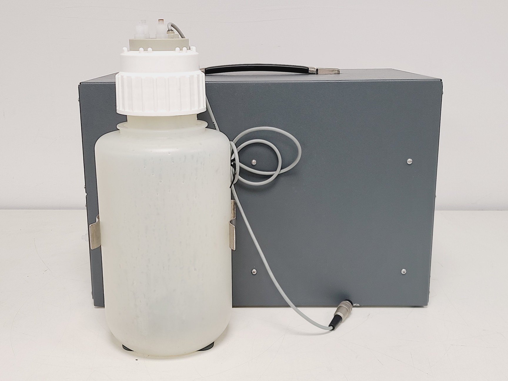 Image of Tecan Freedom Evo-2 200 Liquid Handler w/ Tips, Accessories and Software Lab