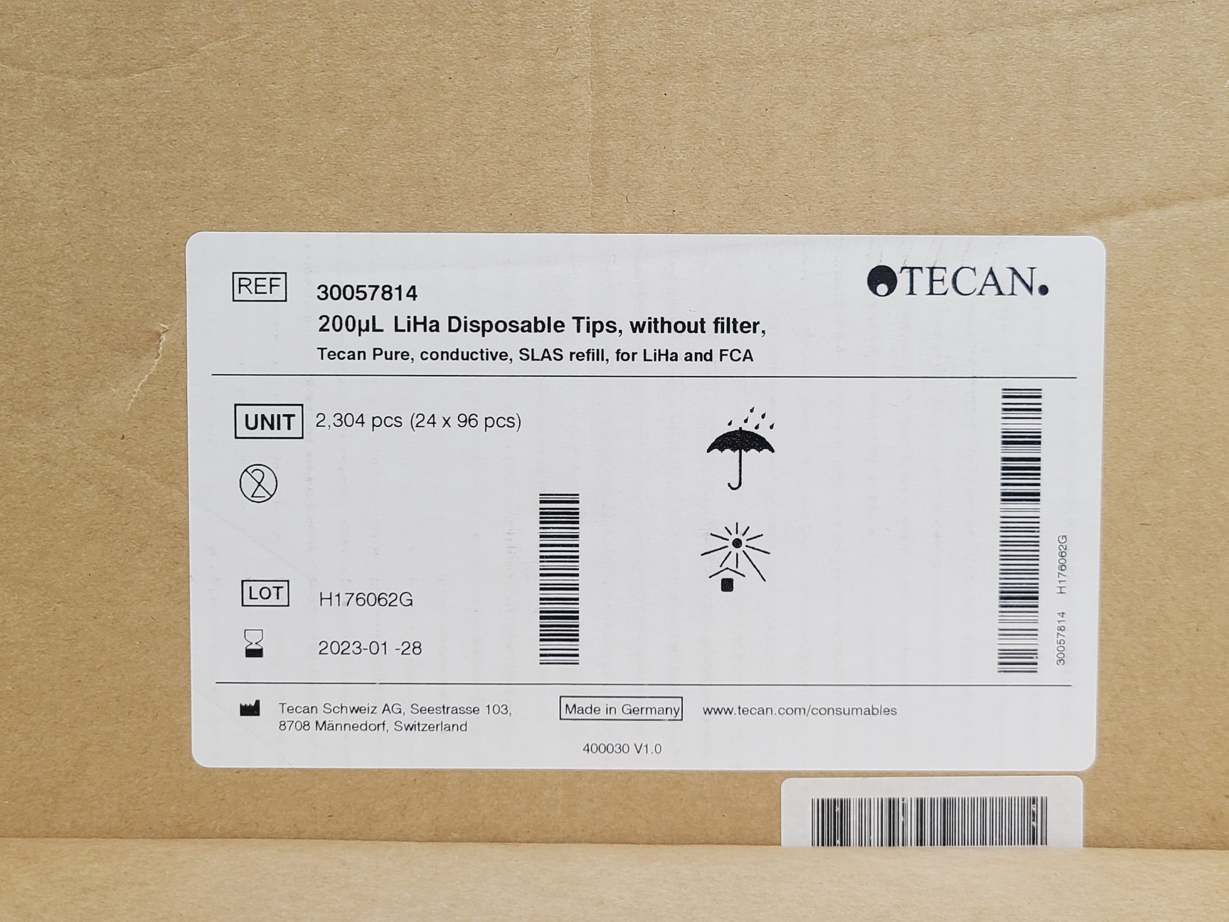 Image of Tecan Freedom Evo-2 200 Liquid Handler w/ Tips, Accessories and Software Lab