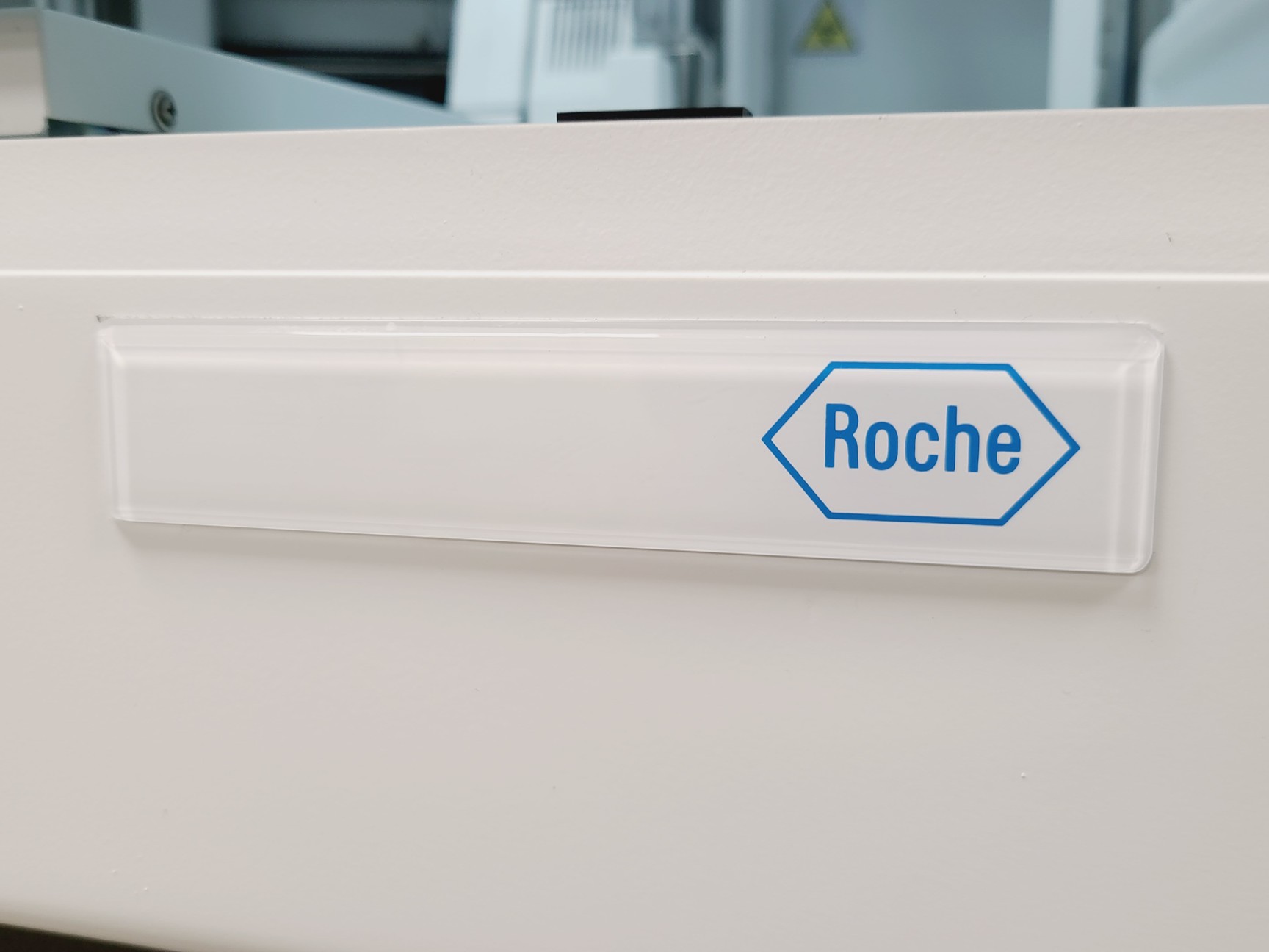Image of Roche Cobas e 411 Automated Analyser (Disk System) with Stand