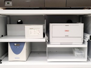 Thumbnail image of Roche Cobas e 411 Automated Analyser (Disk System) with Stand