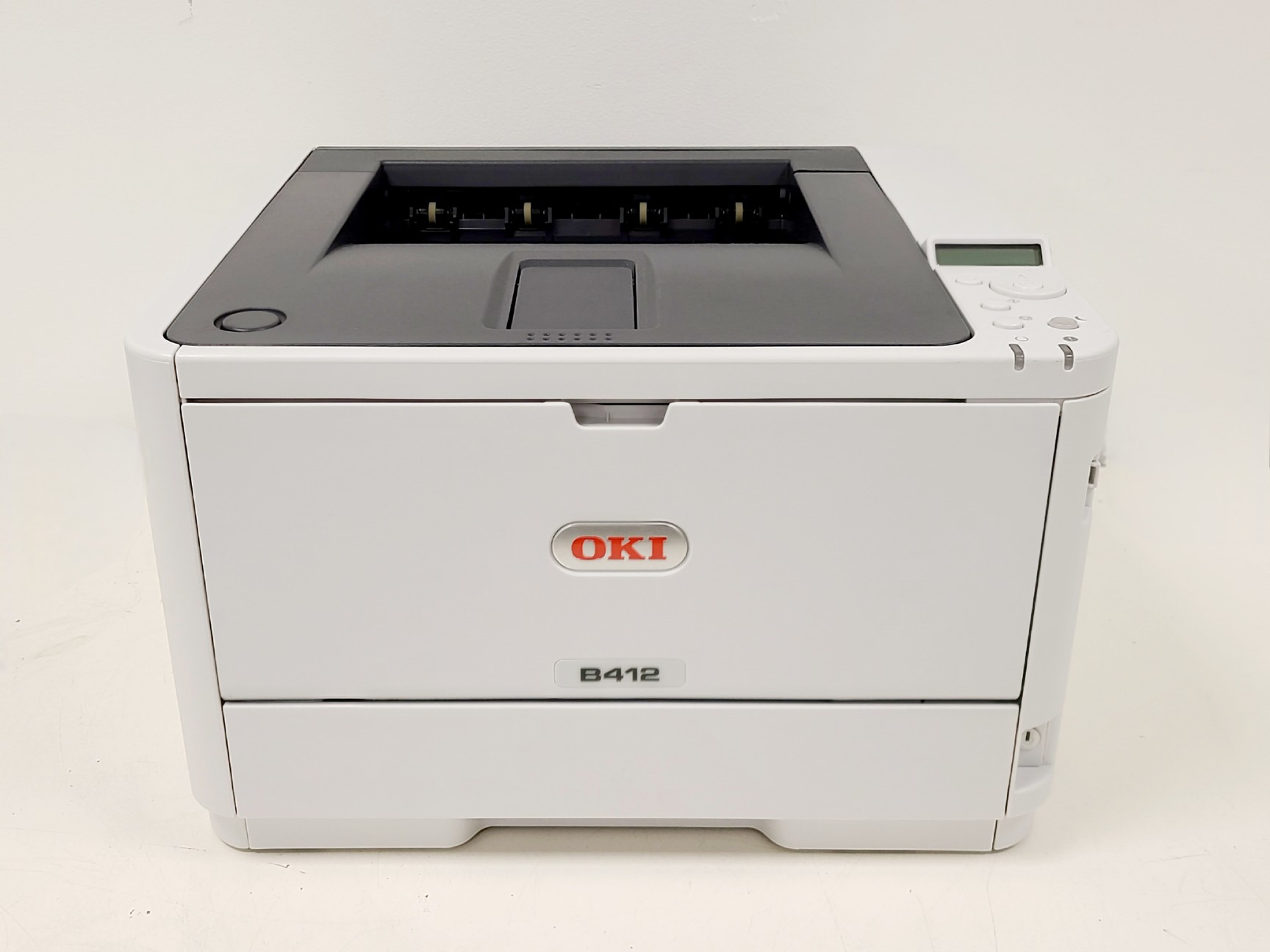 Image of Roche Cobas e 411 Automated Analyser (Disk System) with Stand
