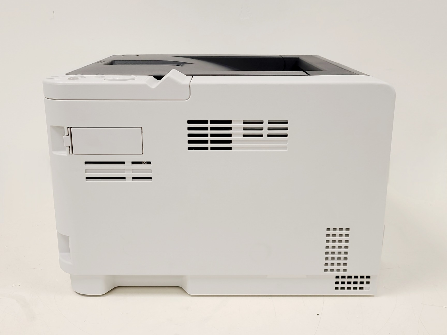 Image of Roche Cobas e 411 Automated Analyser (Disk System) with Stand