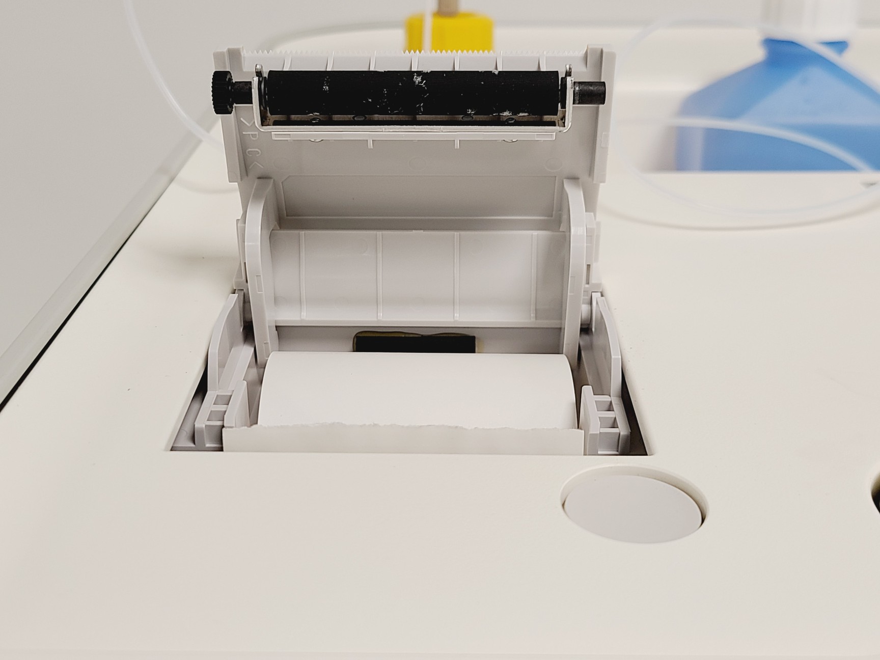 Image of Eiken OC-Sensor iO Haematology Analyser Model MV5G00