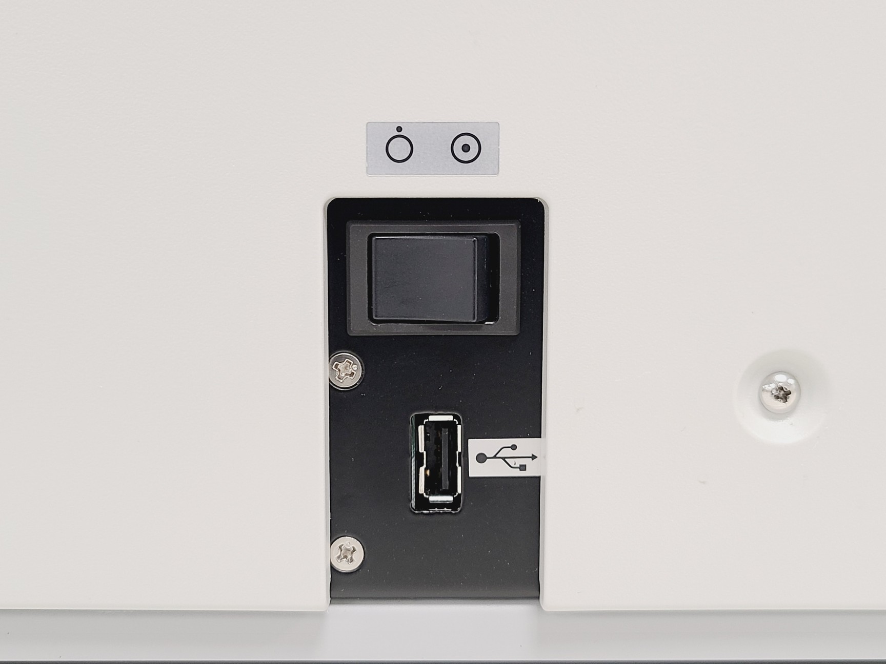 Image of Eiken OC-Sensor iO Haematology Analyser Model MV5G00