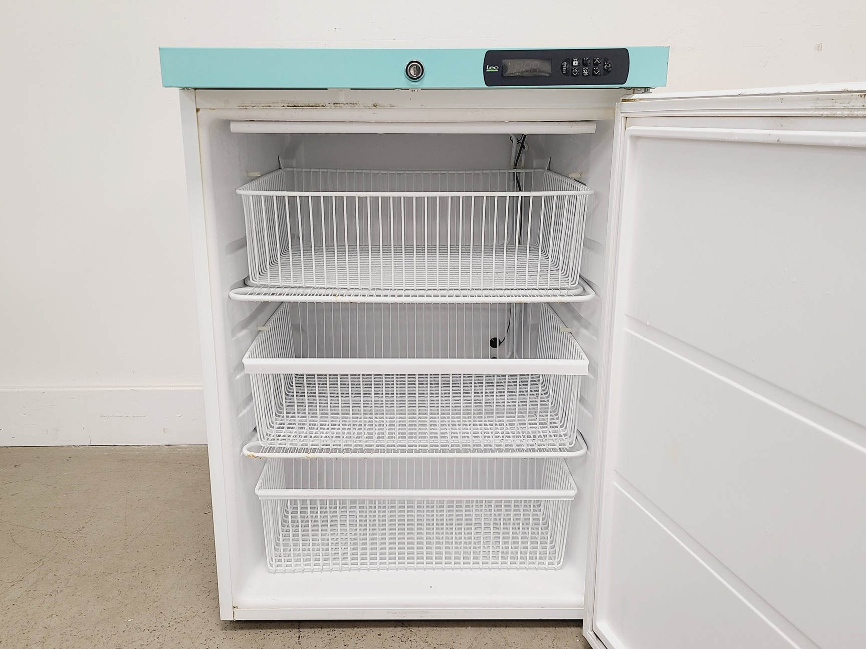 Image of LEC Medical Freezer Model LM LSF151