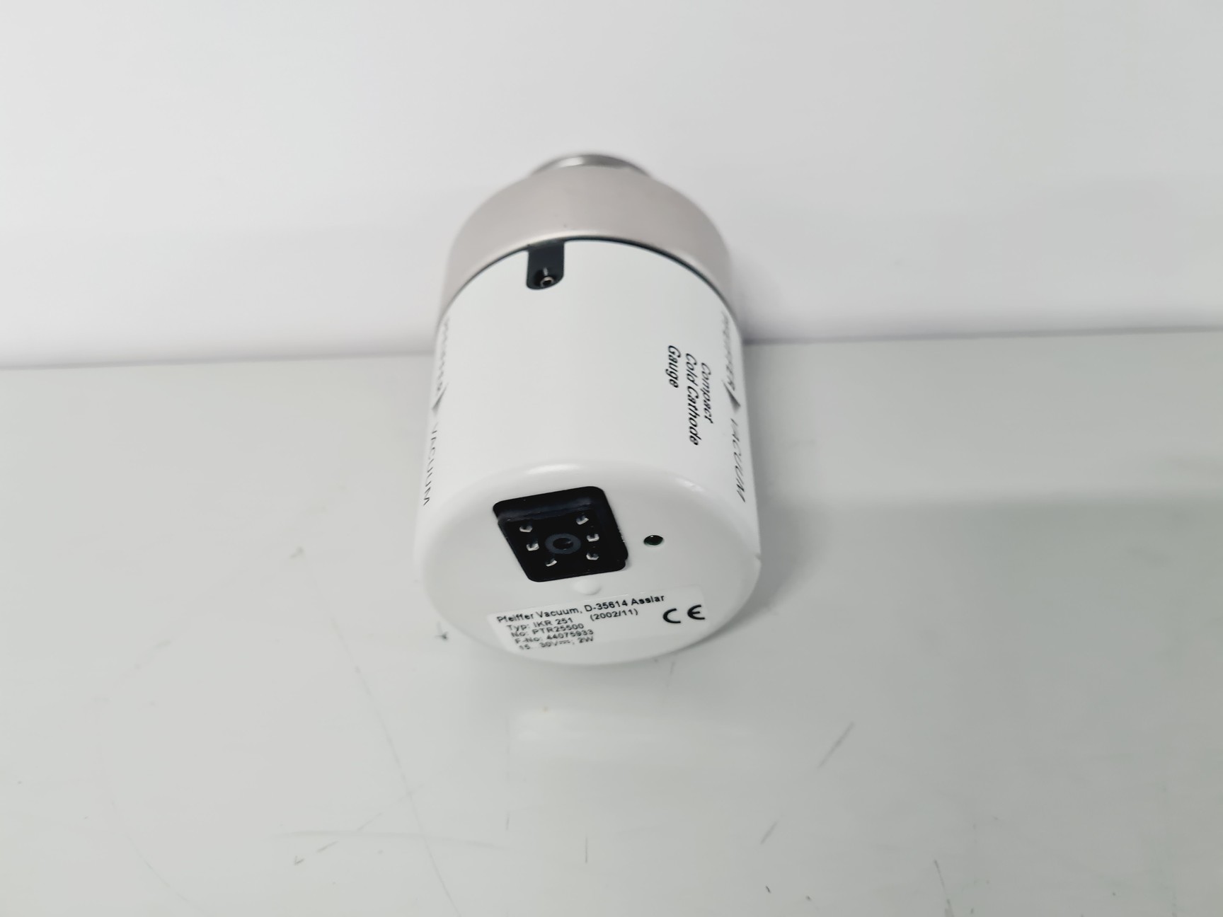 Image of Pfeiffer Vacuum Compact Cold Cathode Gauge IKR 251