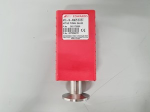 Thumbnail image of Edwards APG-M-NW25 Active Pirani Gauge D02172000