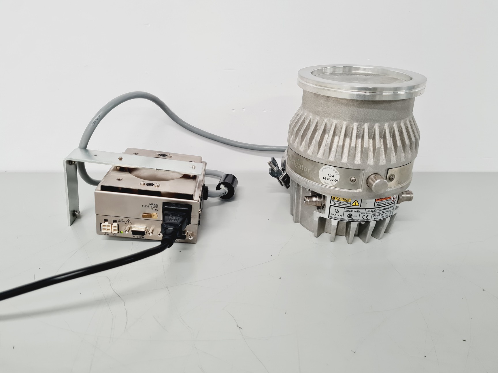 Image of  Varian Turbo-v 301 Navigator Turbomolecular Pump & 301 Nav C.U Lab