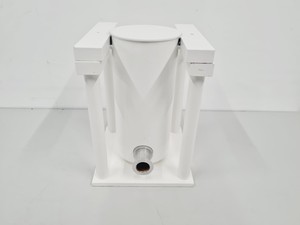 Thumbnail image of Isolation Valve Housing and Vacuum Trap for Vacuum Pumps