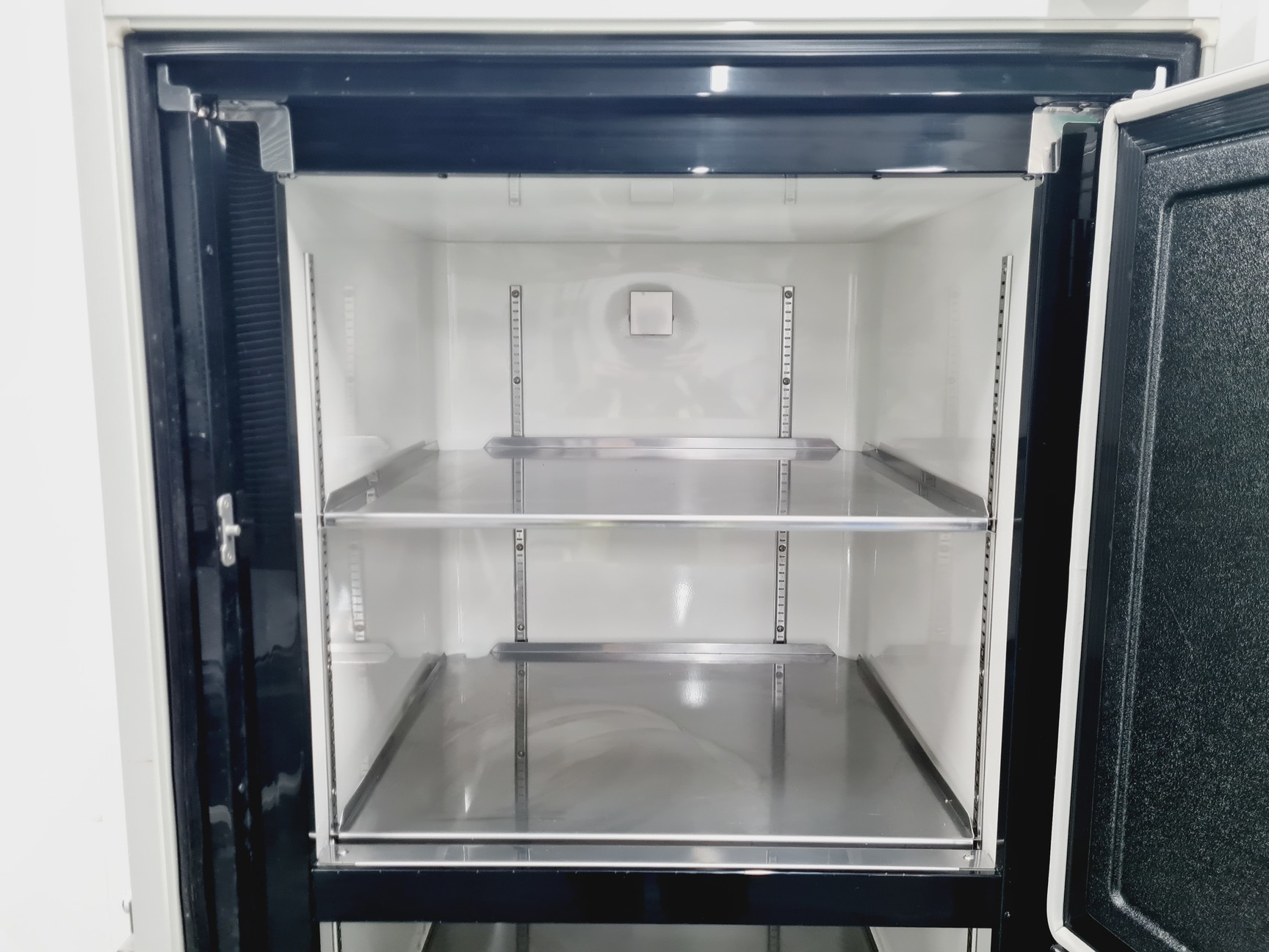 Image of Nuaire Model: NU-9483E -86˚c Lab Freezer