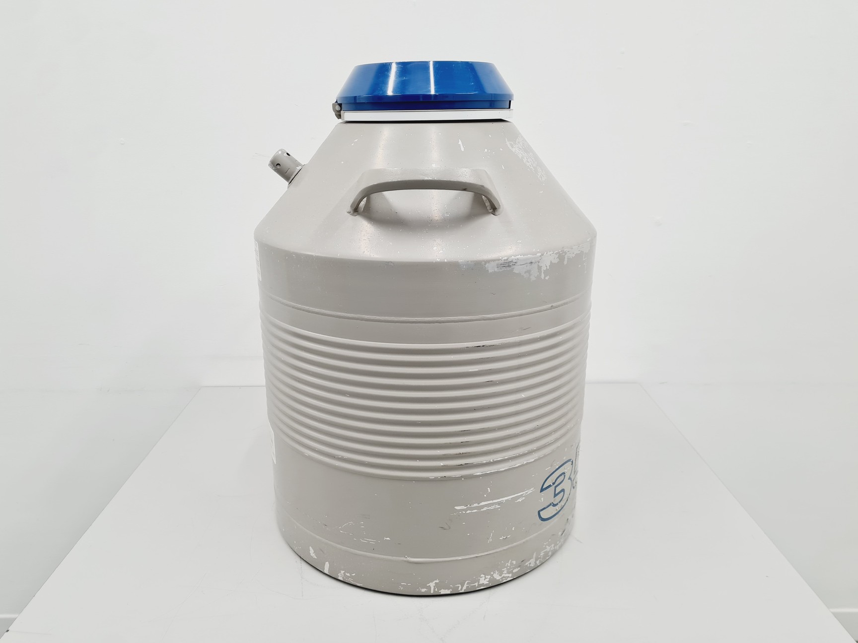 Image of Taylor-Wharton 35 HC Liquid Nitrogen Dewar
