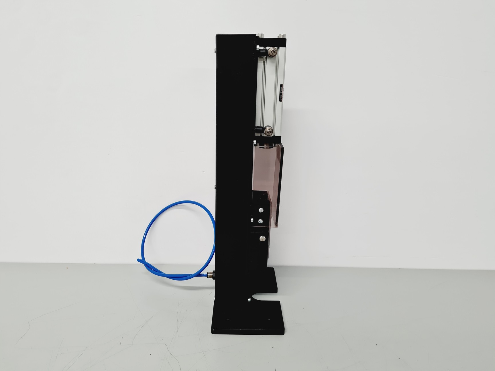 Image of Adhere Hydraulic Mixer