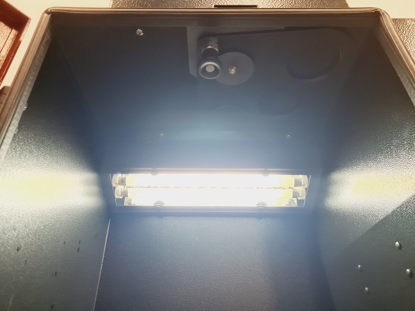 Image of UVIdoc D-55-LCD-26M-Auto Transilluminator