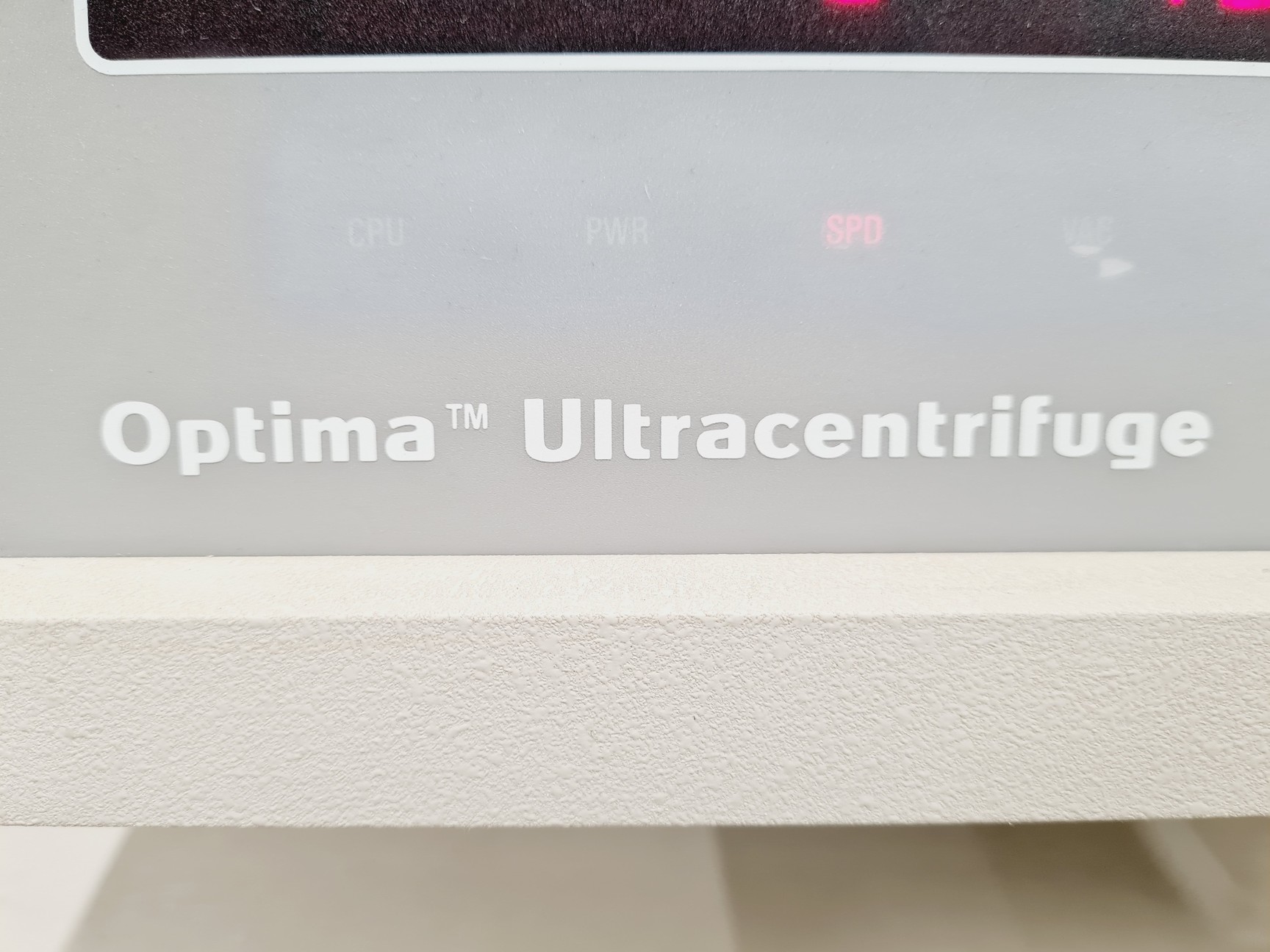 Image of Beckman Coulter Optima Max Ultracentrifuge
