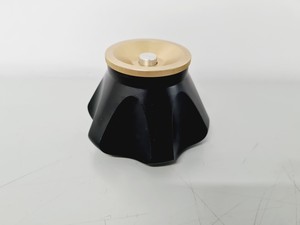 Thumbnail image of Beckman Coulter Optima Max Ultracentrifuge