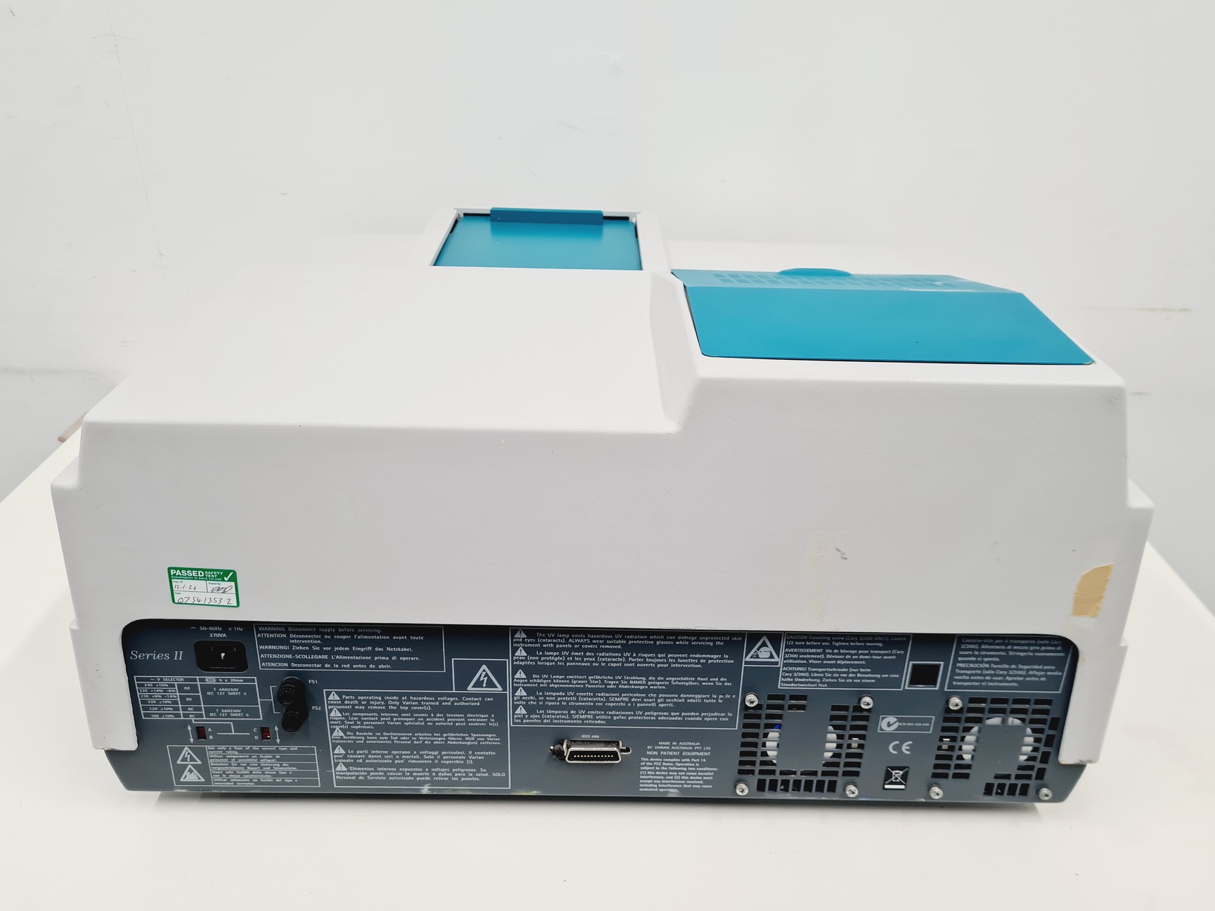 Image of Varian Cary 300 Scan UV-Visible Spectrophotometer Lab