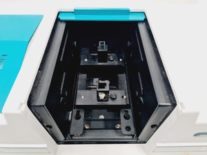 Thumbnail image of Varian Cary 300 Scan UV-Visible Spectrophotometer Lab