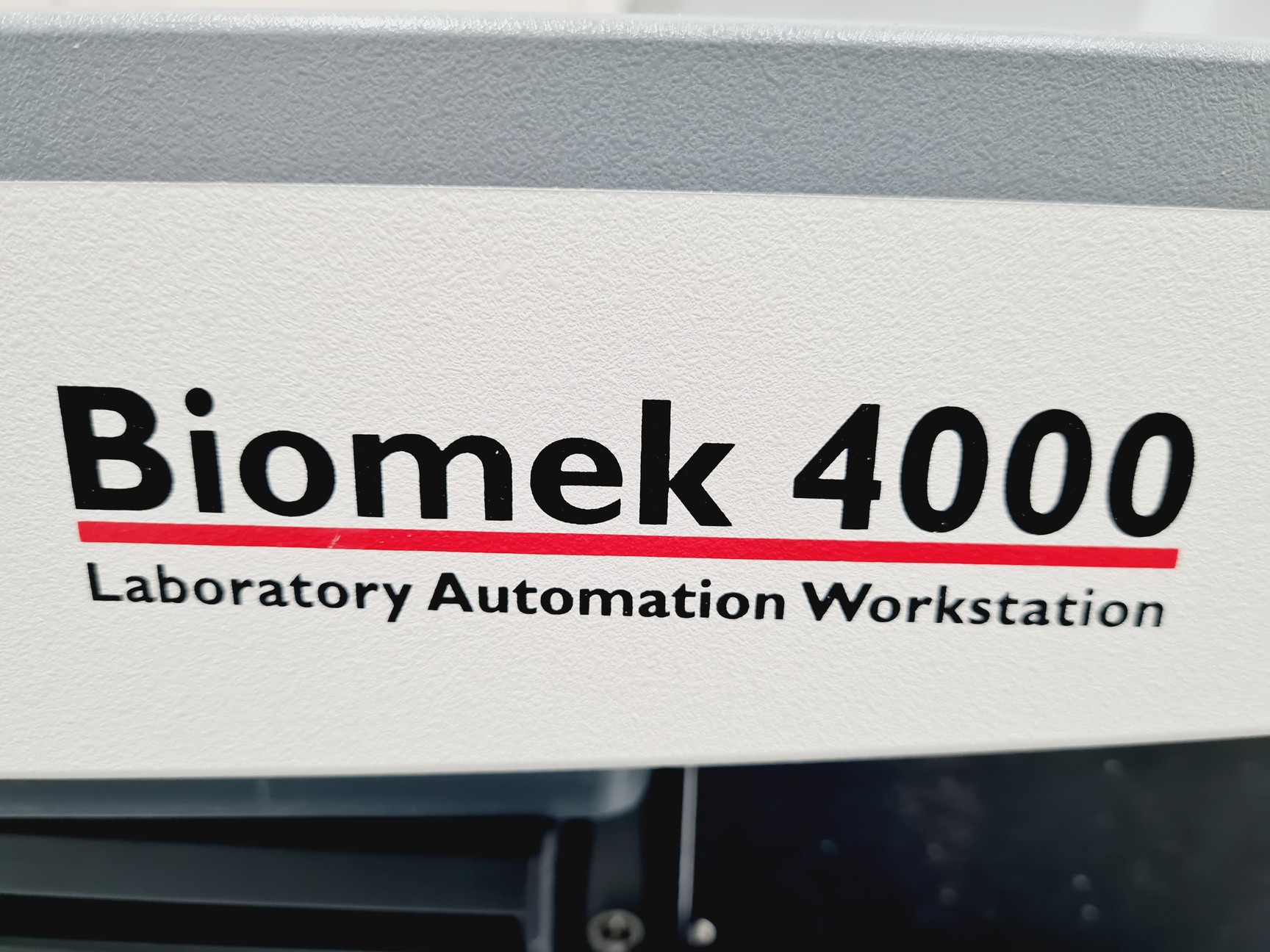 Image of Beckman Coulter Biomek 4000 Automated Laboratory Workstation