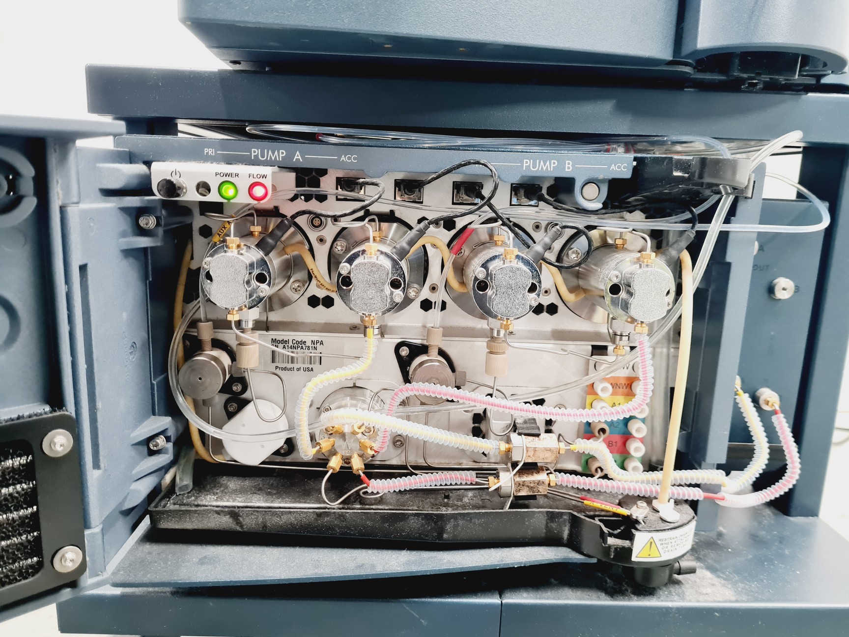 Image of Waters Nano Acquity Ultra Performance LC HPLC System with Trolley Stand