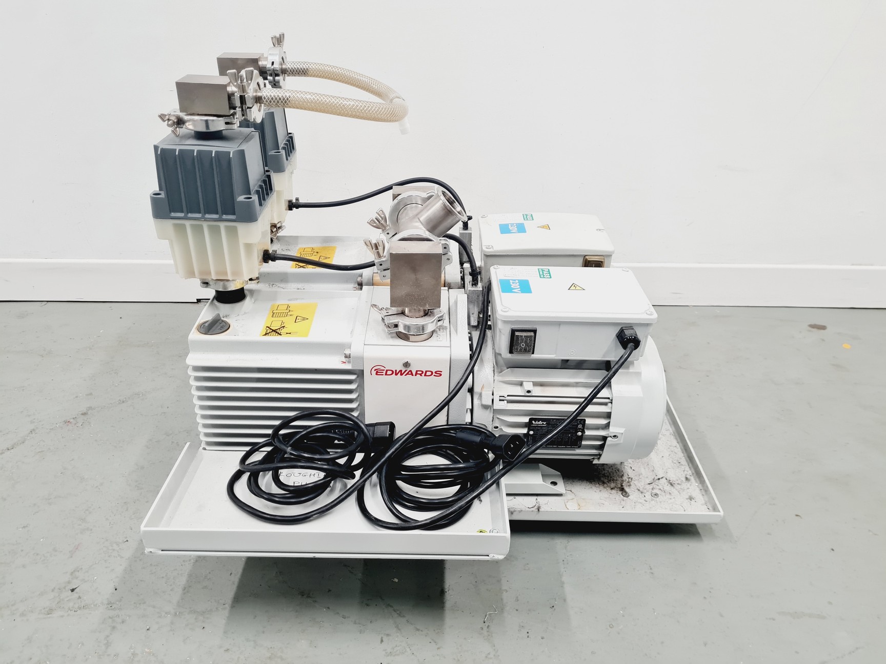 Image of Thermo LTQ Orbitrap Velos mass spectrometer with ThermoFlex900