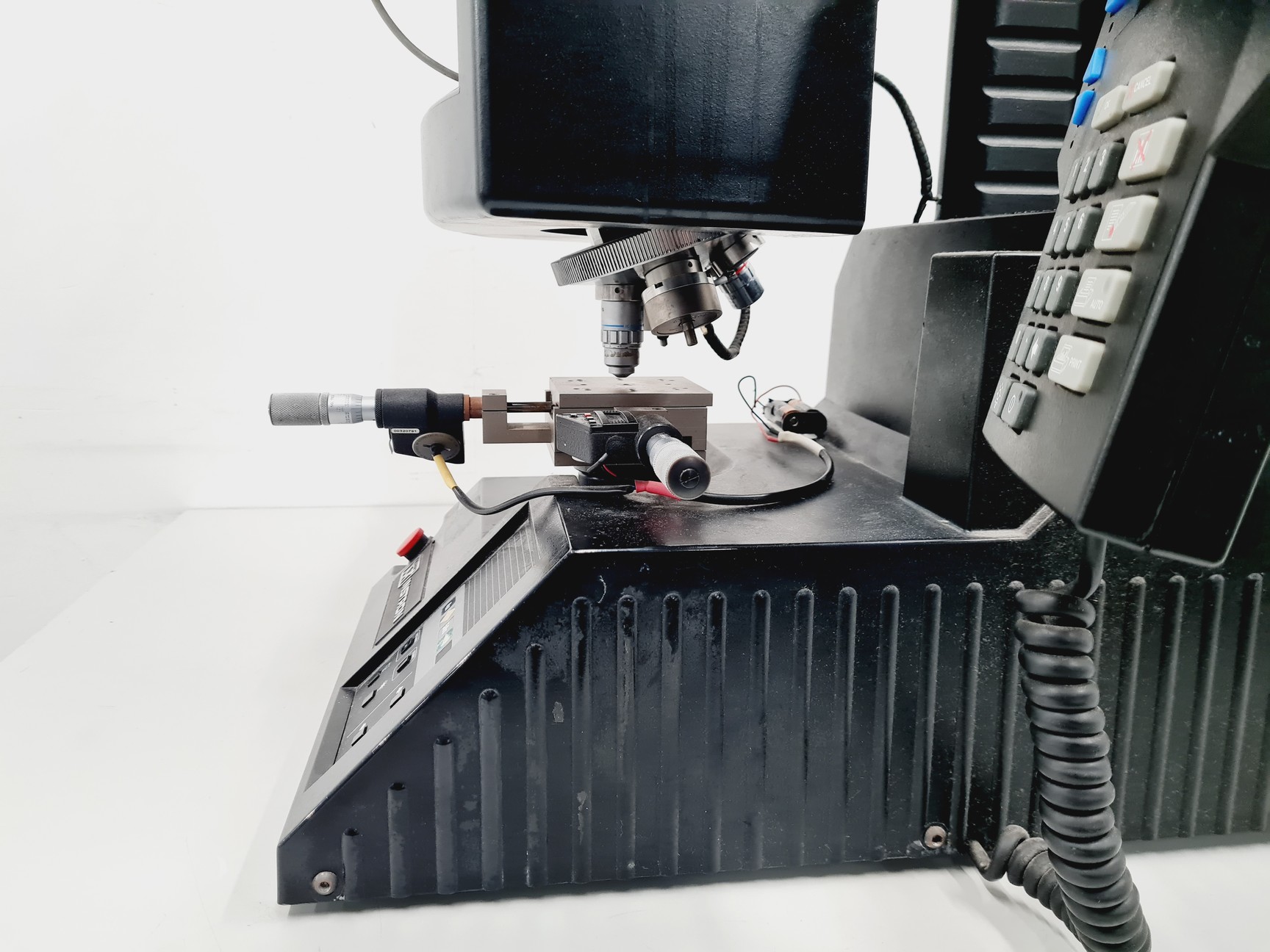 Image of Instron Wilson Tukon 2100 Hardness Testing Microscope