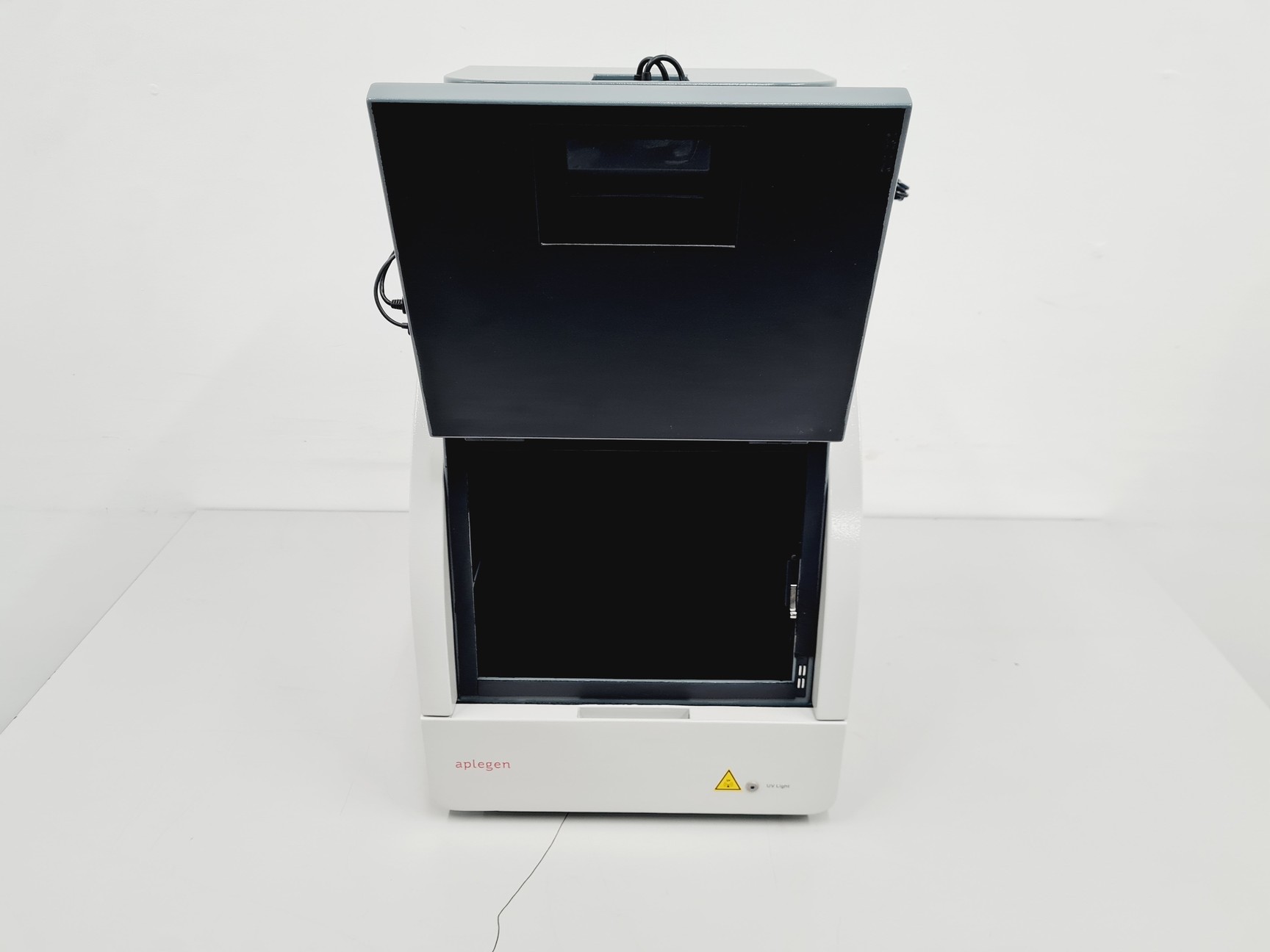 Image of Labnet Enduro GDS Touch Gel Documentation System