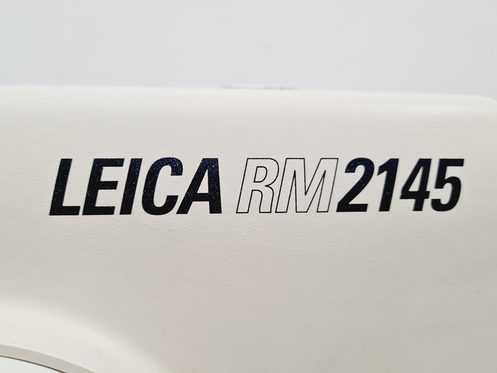 Image of Leica RM 2145 Microtome