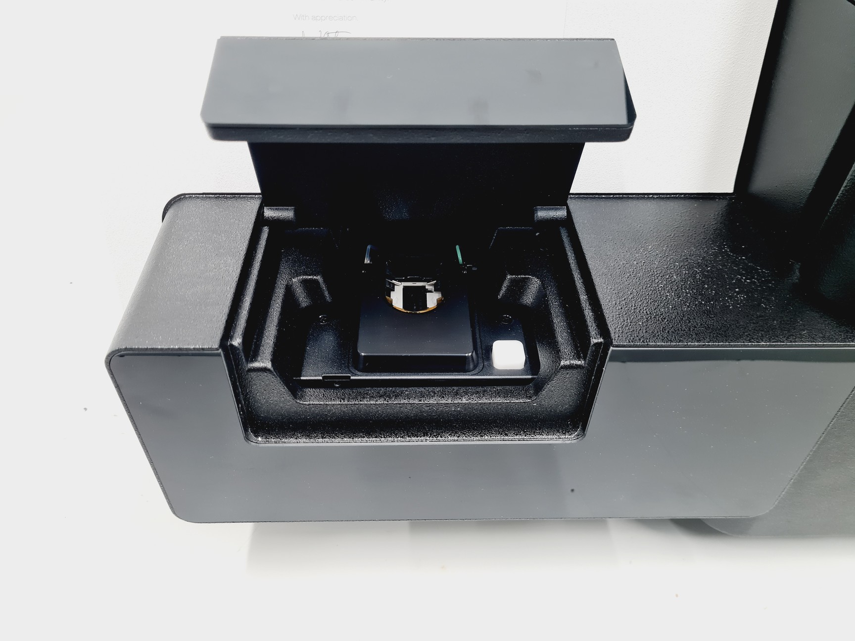 Image of illumina MiSeq DNA Sequencer