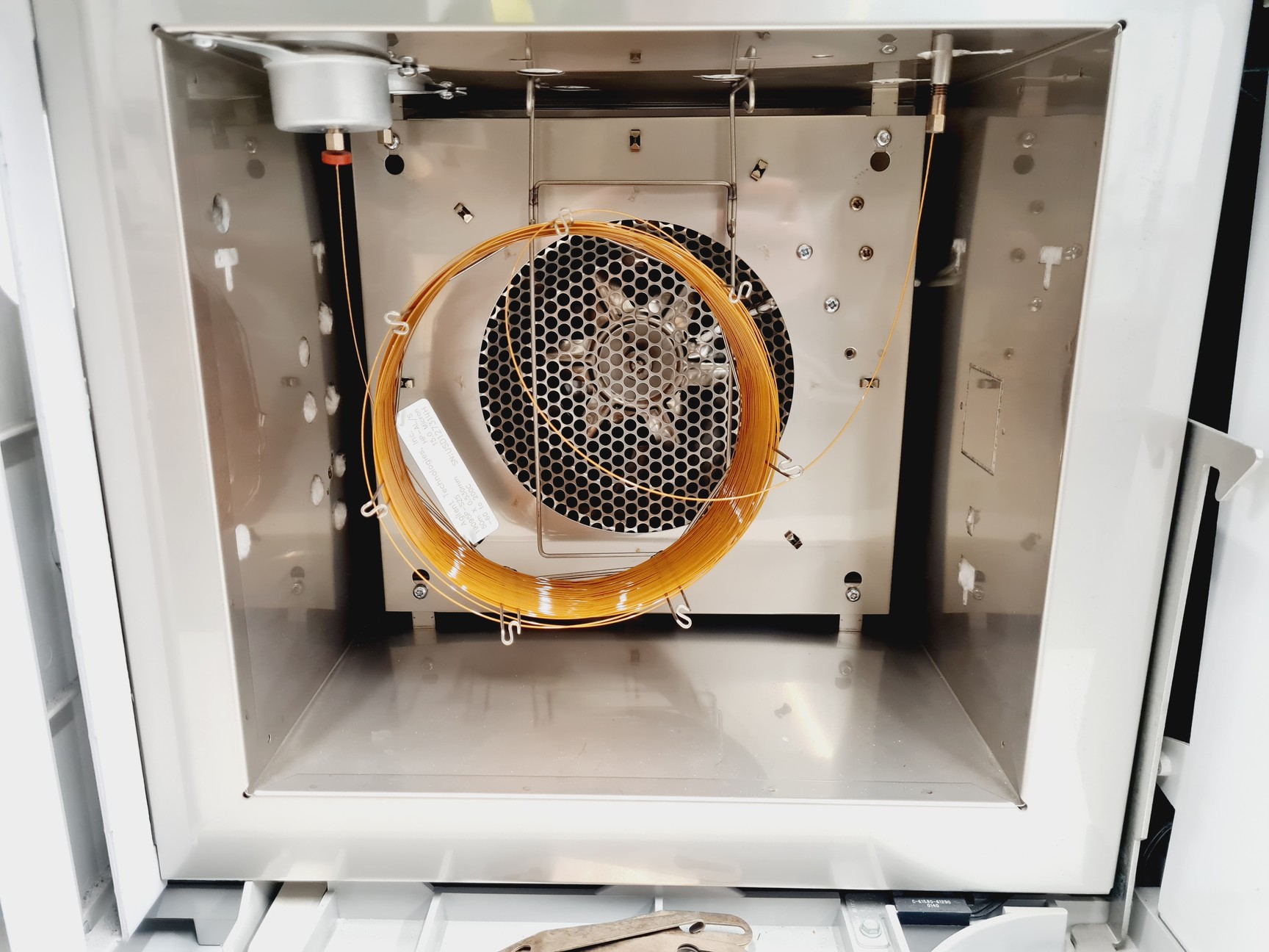 Image of Agilent Technologies 6890N Network GC System with 7683 Series Injector