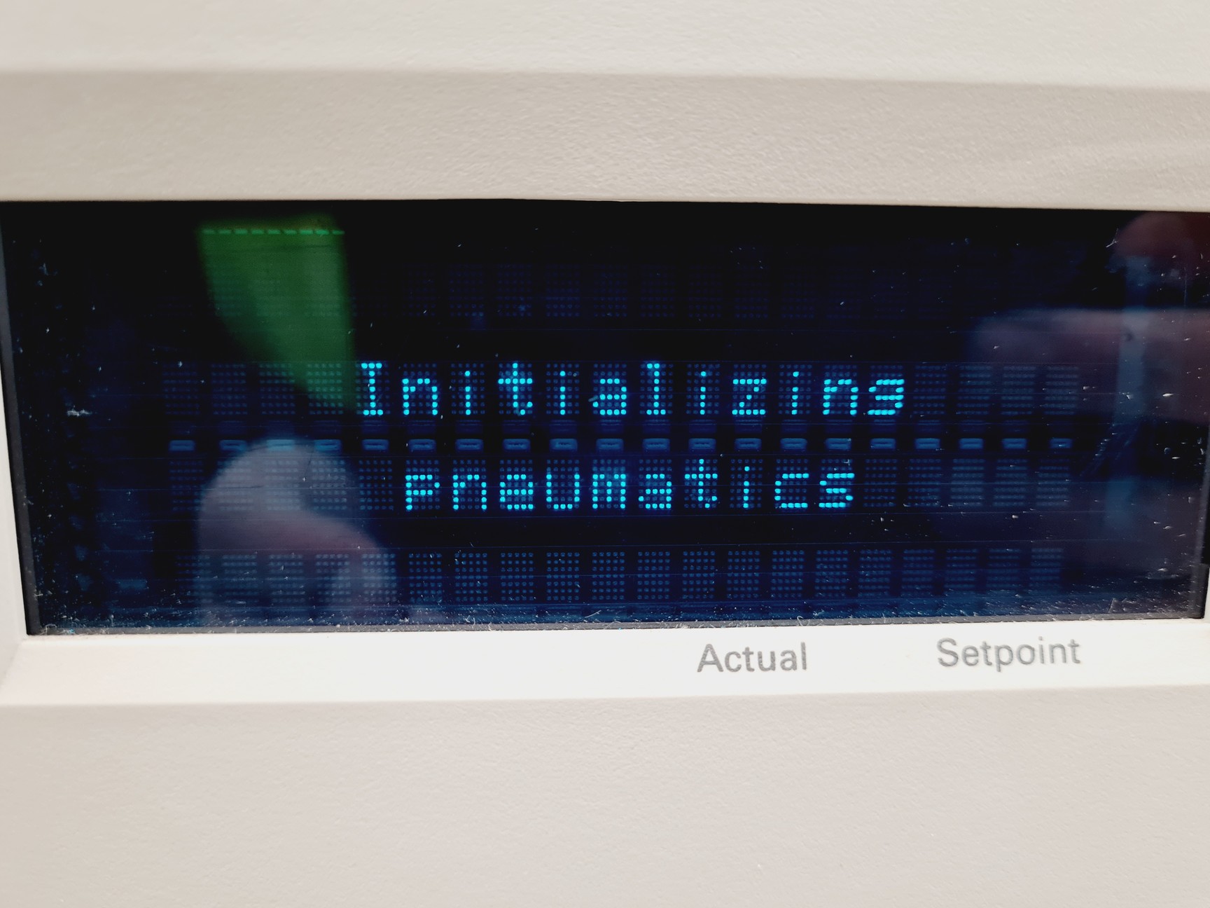 Image of Agilent Technologies 6890N Network GC System with 7683 Series Injector