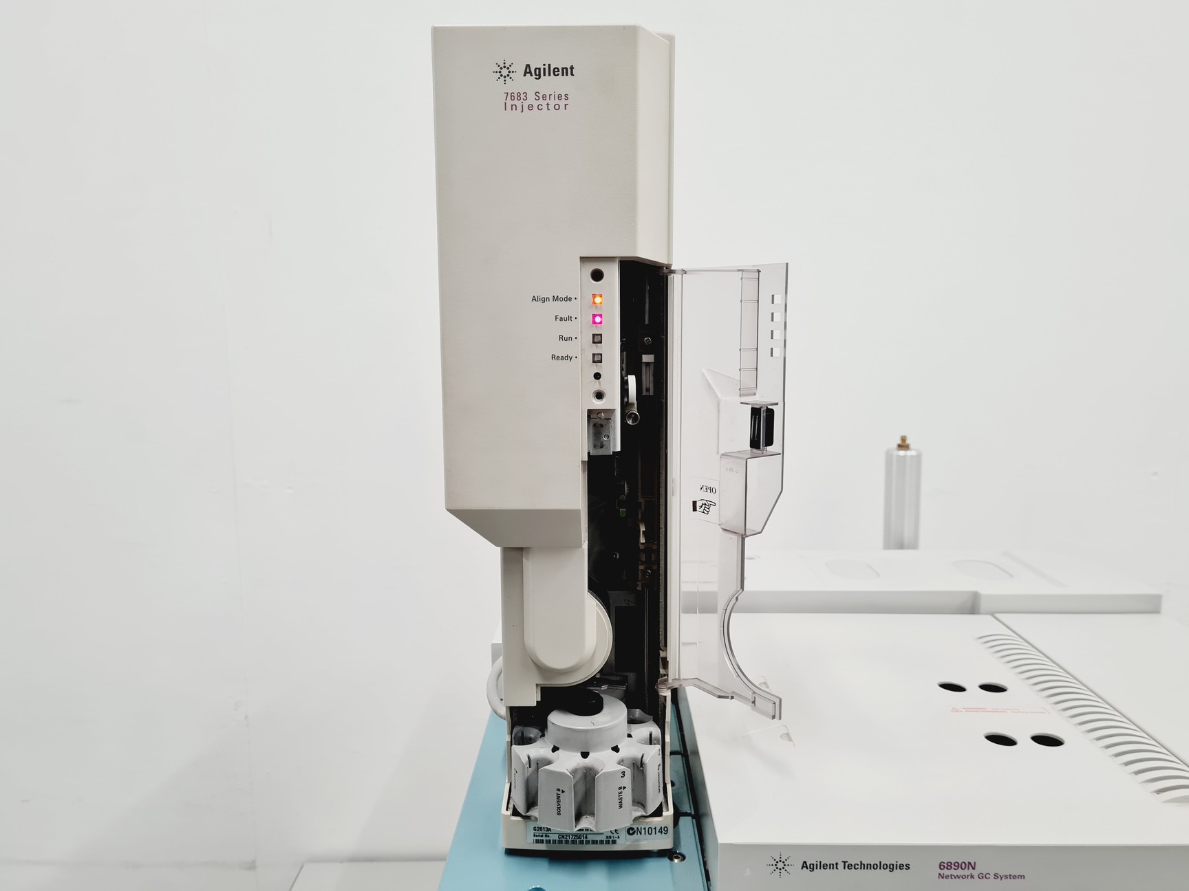 Image of Agilent Technologies 6890N Network GC System with 7683 Series Injector Lab